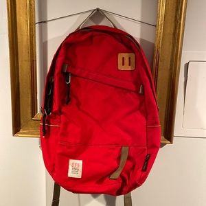 Topo Designs backpack - Red
